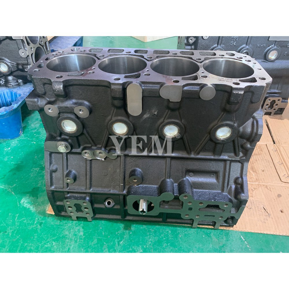 YANMAR 4TNE98 EXCAVATOR ENGINE PARTS 4TNE98 CYLINDER BLOCK For Yanmar
