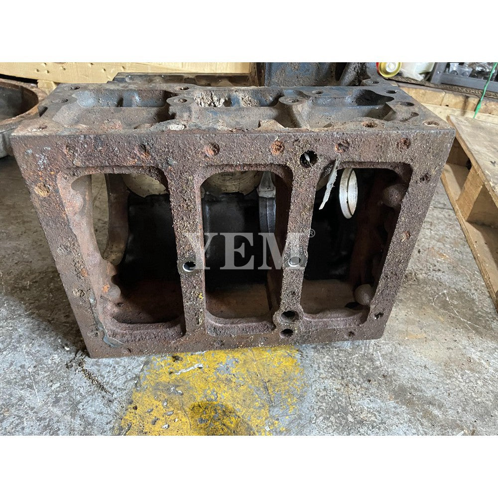 CYLINDER BLOCK 1G840-01012 FOR KUBOTA D1803 DIESEL ENGINE For Kubota