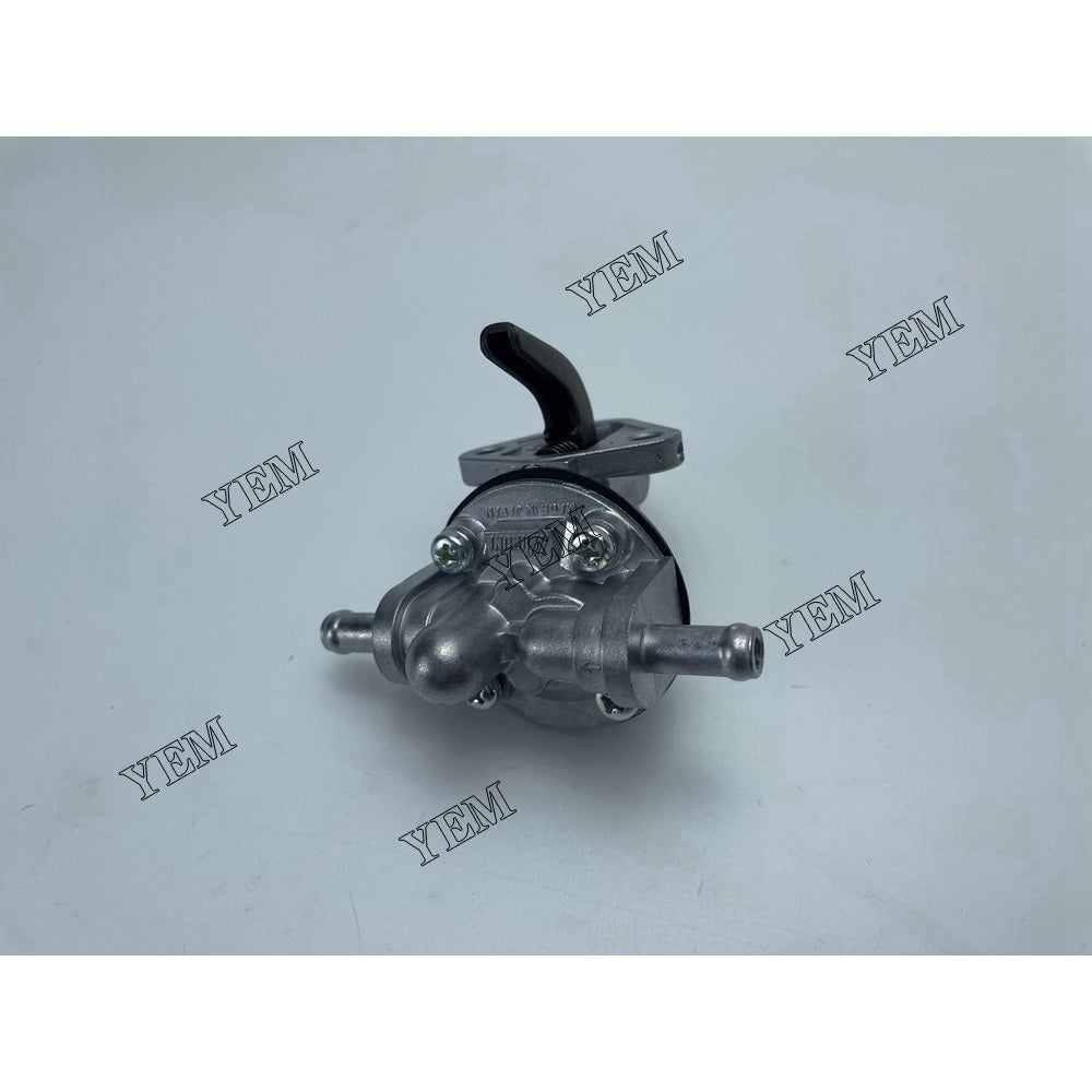 KUBOTA 15821-52030 ASSY PUMP FUEL For Kubota