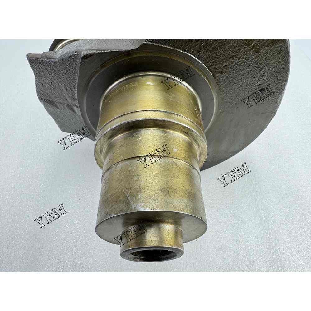 YEM Parts high quality F2L1011F Crankshaft For Deutz F2L1011F Engine For Deutz