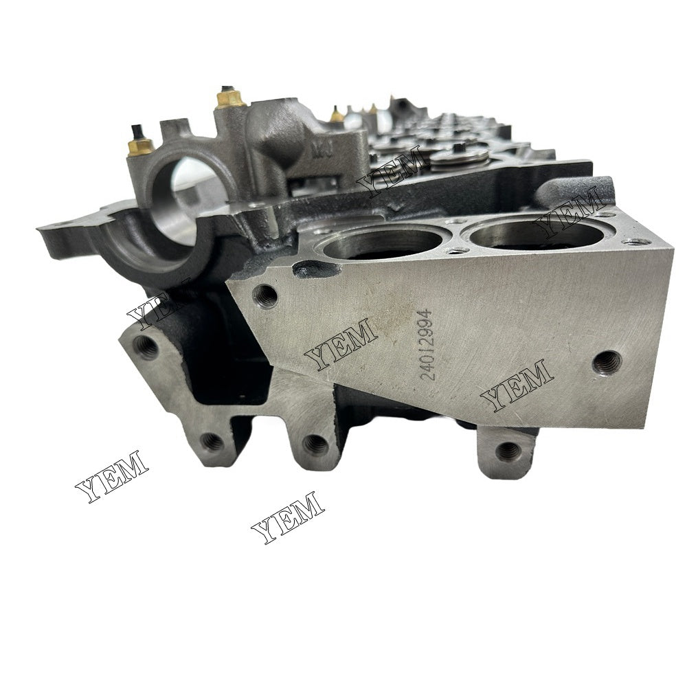 YEM Parts high quality 6HK1 Cylinder Head For Isuzu 6HK1 Truck Excavator Engine For Isuzu