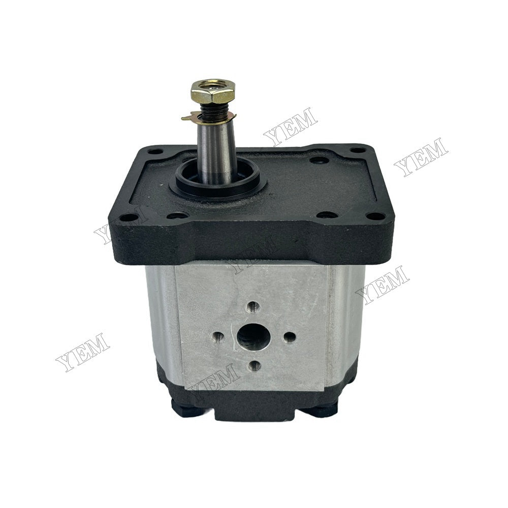 YEM Parts 36500-82204 5179719 Hydraulic Pump For Kubota Diesel EngineSpare Parts For Kubota