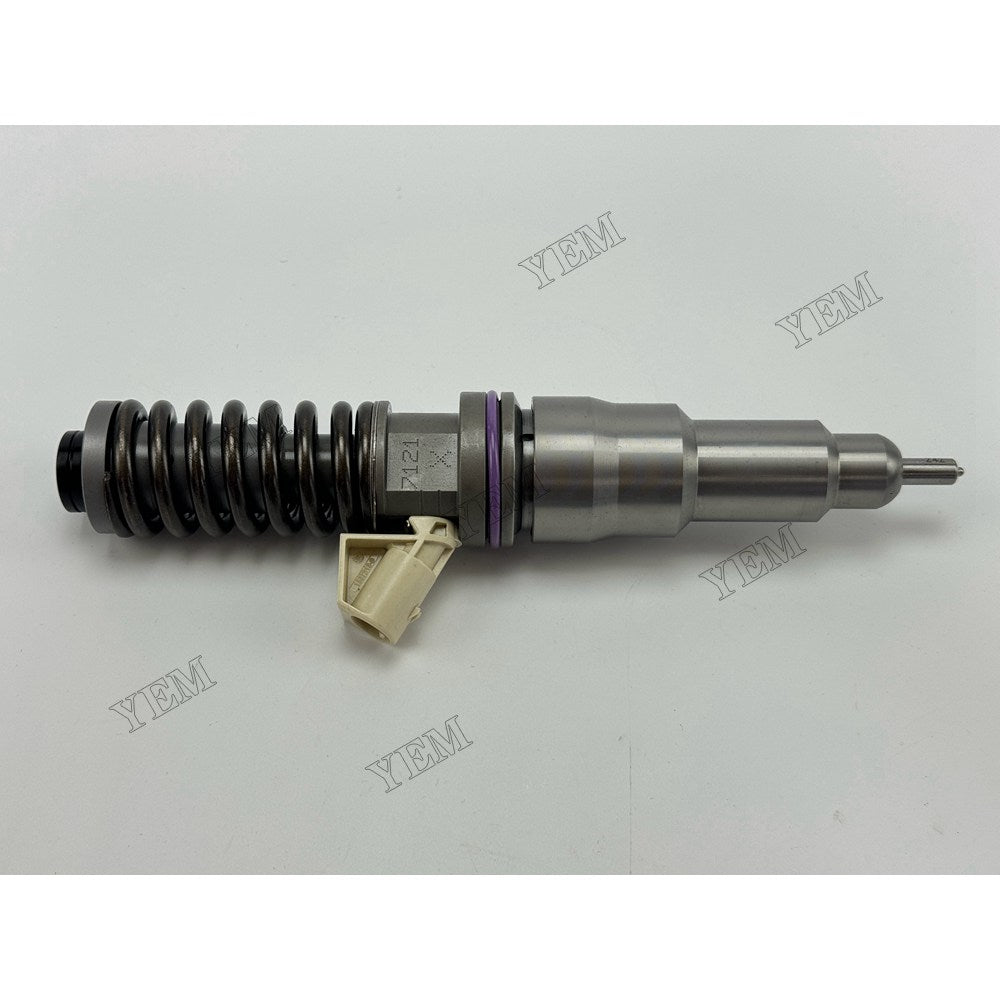 YEM Parts RE533608 SE501959 RE533501 BEBE4C12101 Injector For John Deere Engine