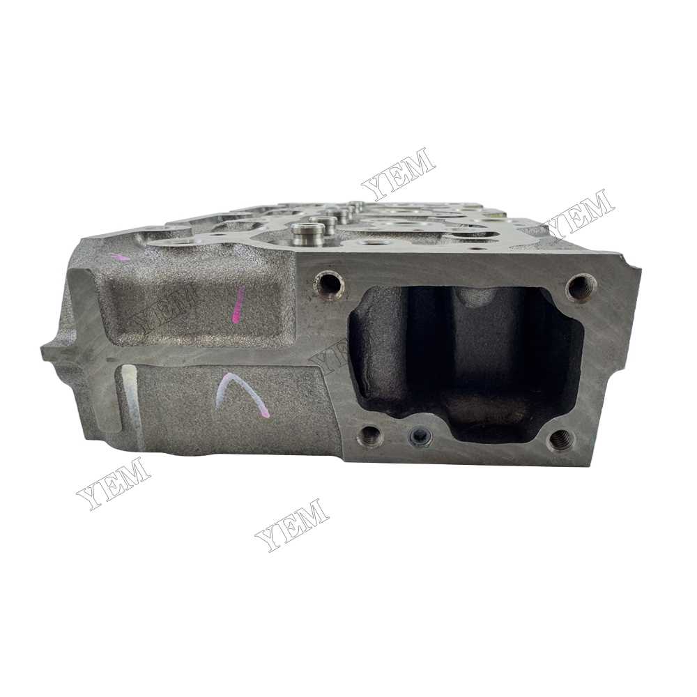 YEM Parts Kubota Engine D1703 Cylinder Head Assembly 16487-03050 16444-03040 For Kubota