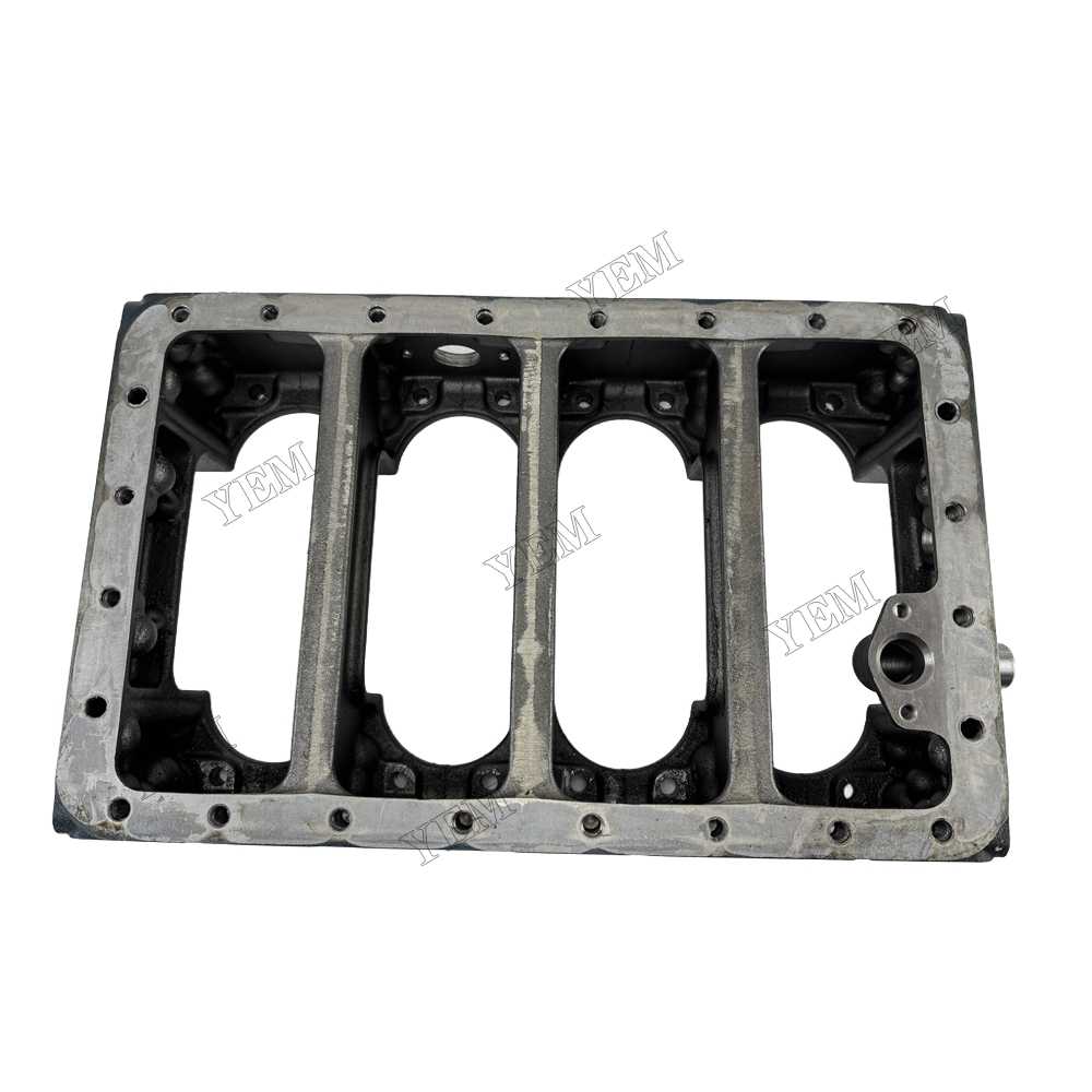 YEM Parts Cylinder Block for Kubota V3300 Diesel Engine Parts