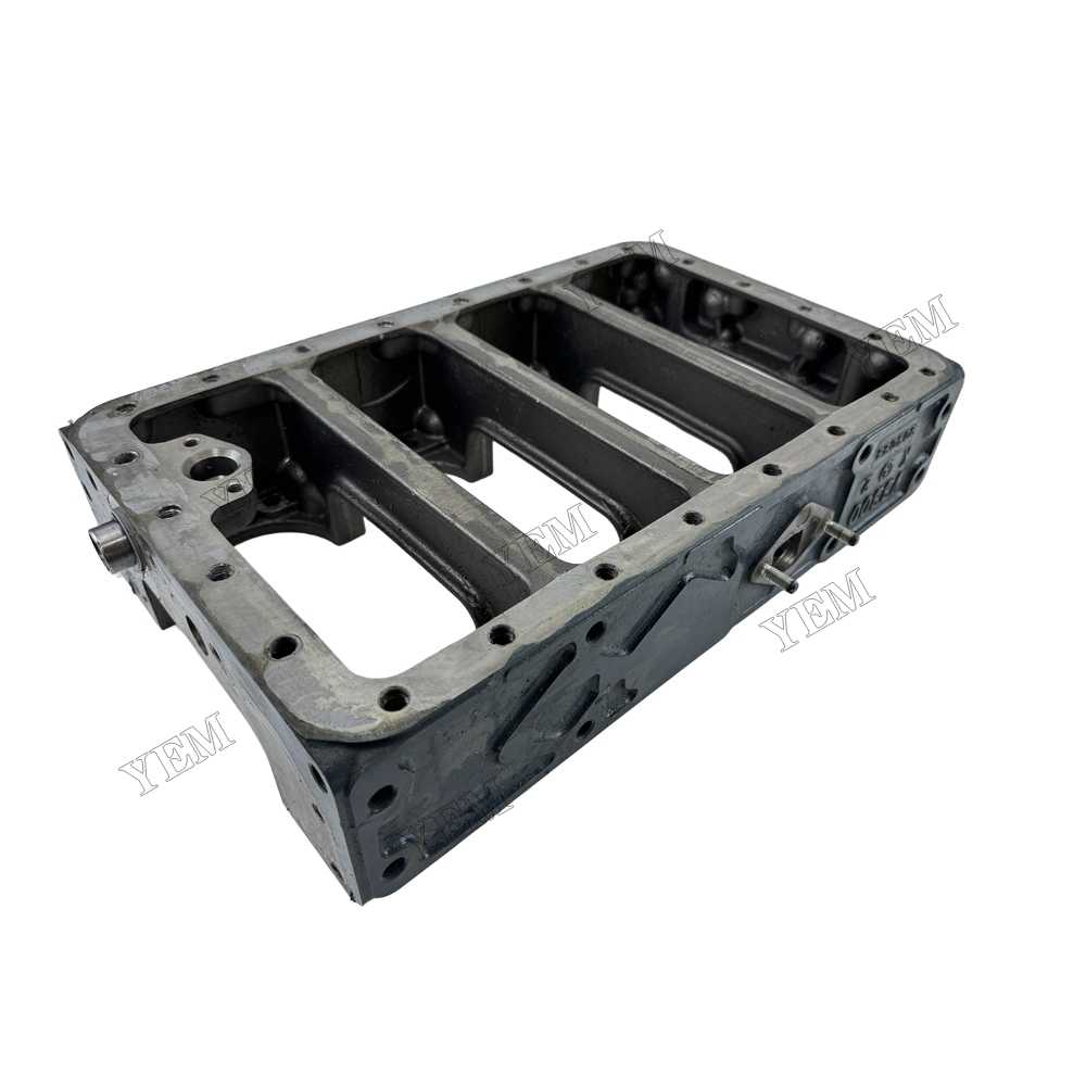 YEM Parts Cylinder Block for Kubota V3300 Diesel Engine Parts For Kubota
