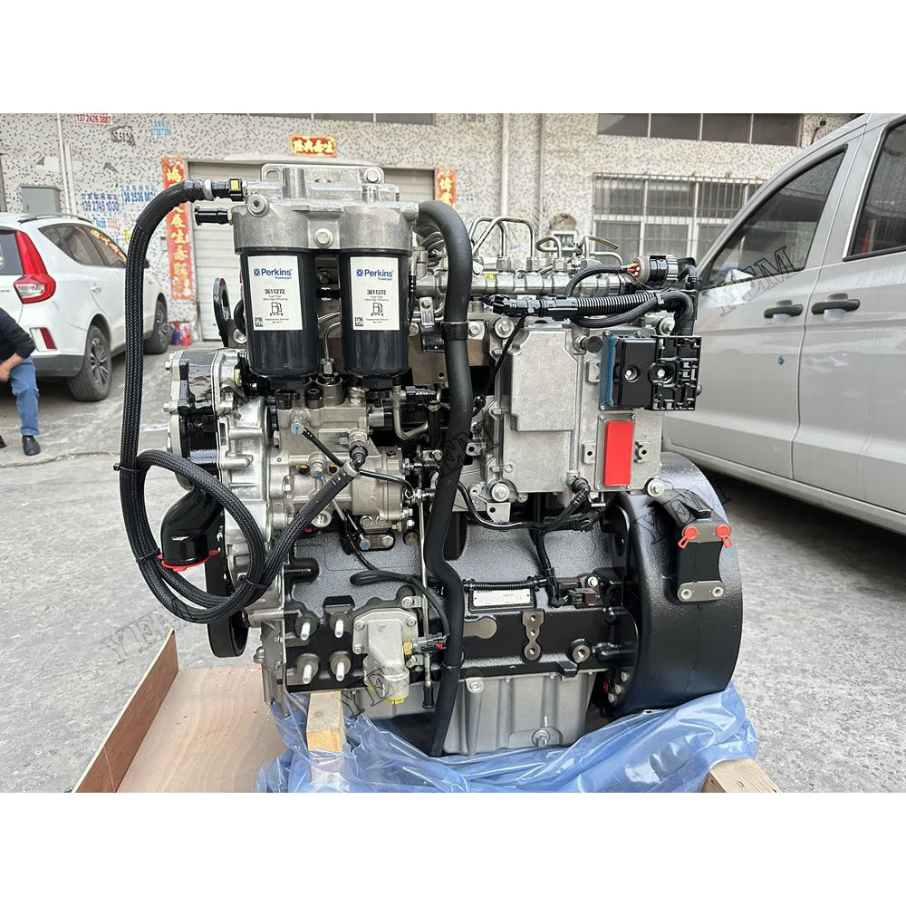 For Perkins Engine 1104D-E44TA Complete engine assembly 2200 rpm 102.0kw Serial Number: NR8494R