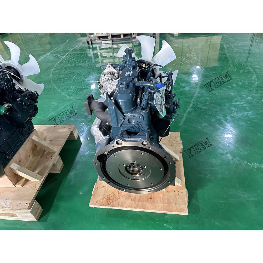 For Kubota Engine D1105 Complete engine assembly 2200 rpm 14.0kw Serial Number: 1NM8143 For Kubota