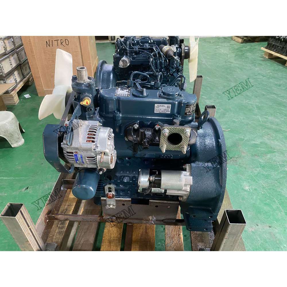 For Kubota Engine D902 Complete engine assembly 3200 rpm 15.9kw Serial Number: 4JK0428 For Kubota