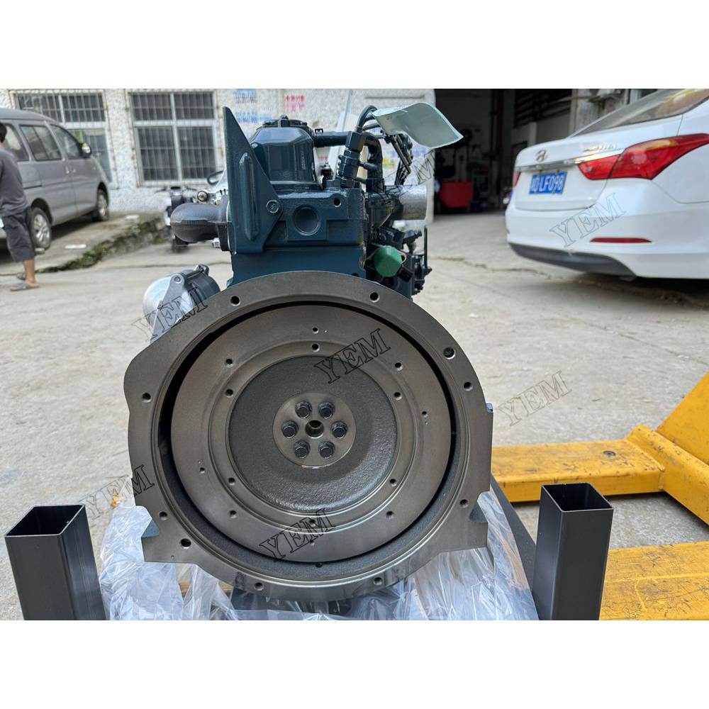 For Kubota Engine V1505 Complete engine assembly 1800 rpm 16.4kw Serial Number: 1G964-14000 For Kubota