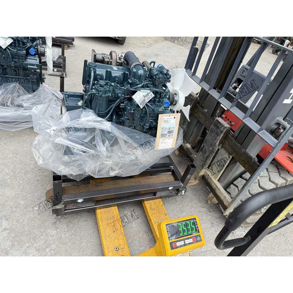 For Kubota Engine V3800-T Complete engine assembly 2200 rpm 60.7kw Serial Number: 1J412-19000 For Kubota