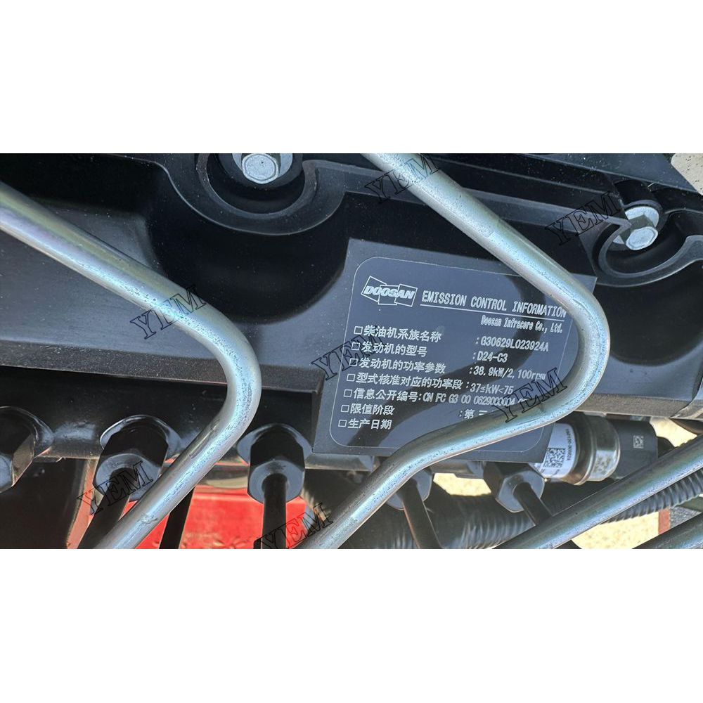 For Doosan Engine D24-C3-CR Complete engine assembly 2100 rpm 38.9kw Serial Number: 7127082 For Doosan