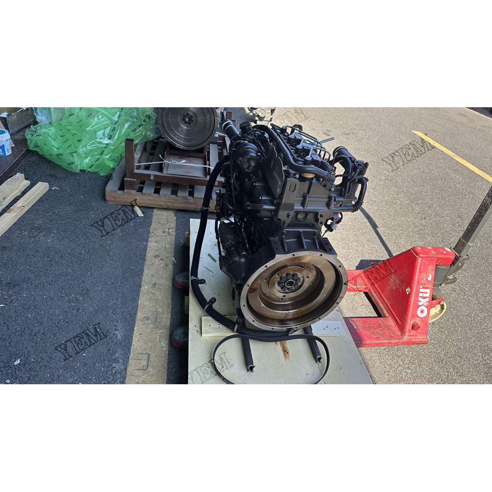 For Doosan Engine D24-C3-CR Complete engine assembly 2100 rpm 38.9kw Serial Number: 7127082 For Doosan