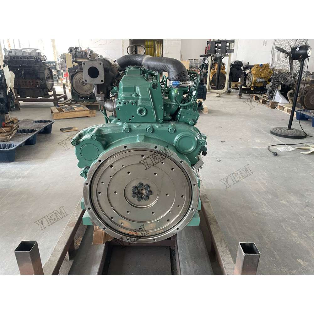 For Volvo Engine D2.6A Complete engine assembly 2000 rpm 36.0kw Serial Number: CLJ2892 For Volvo