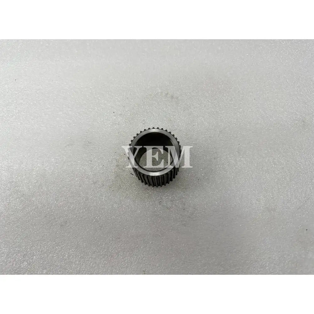 Oil pump drive gear V1505 For Kubota Diesel Engine