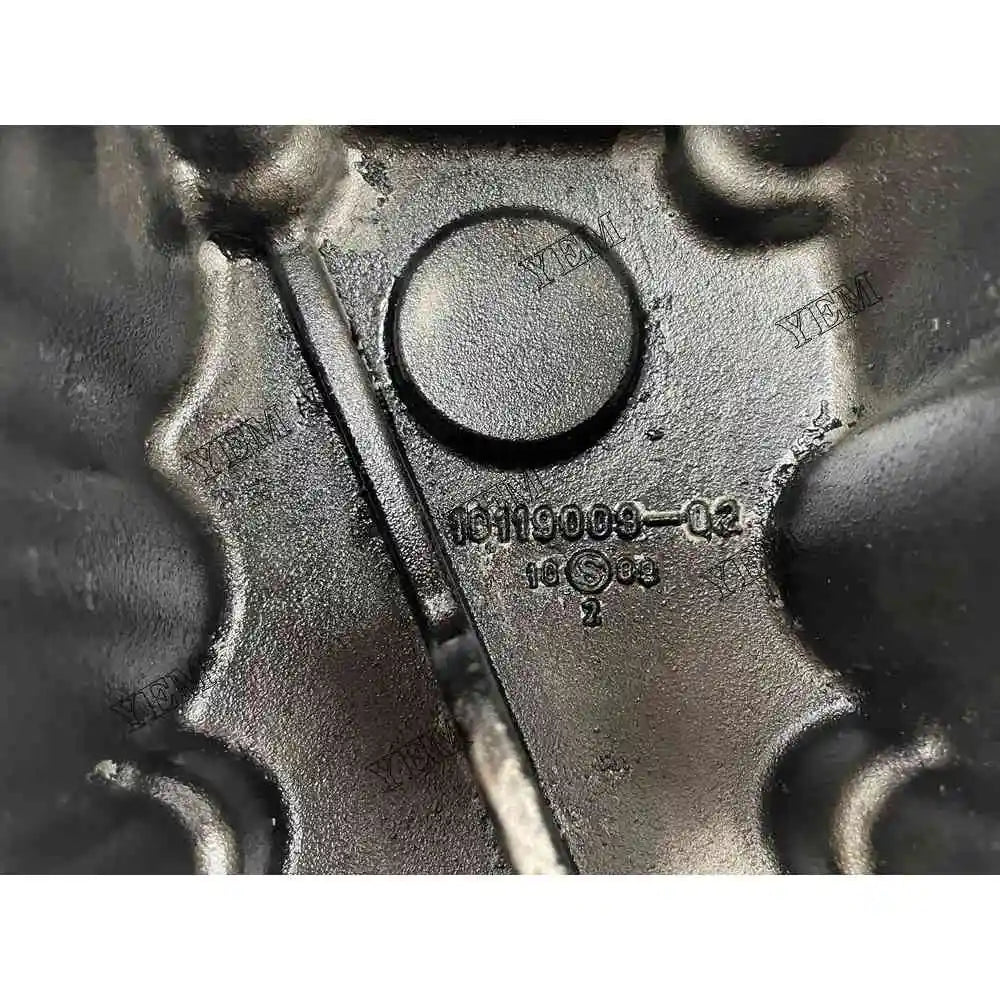 D934T S For Liebherr 10119011 Valve cover C Engine Spare Parts For Yanmar