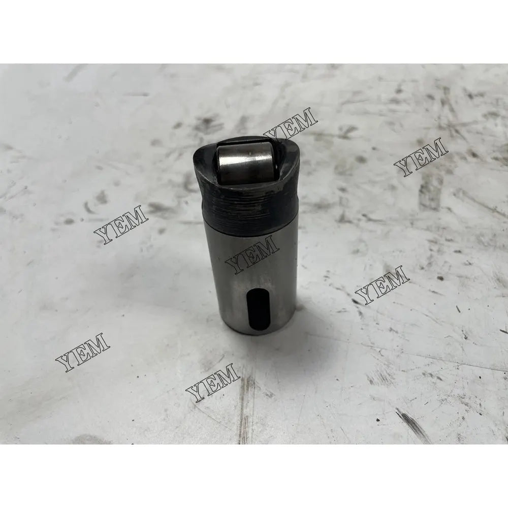 Engine D934T S Valve Tappet For Liebherr 9074455 Diesel engine spare parts For Yanmar