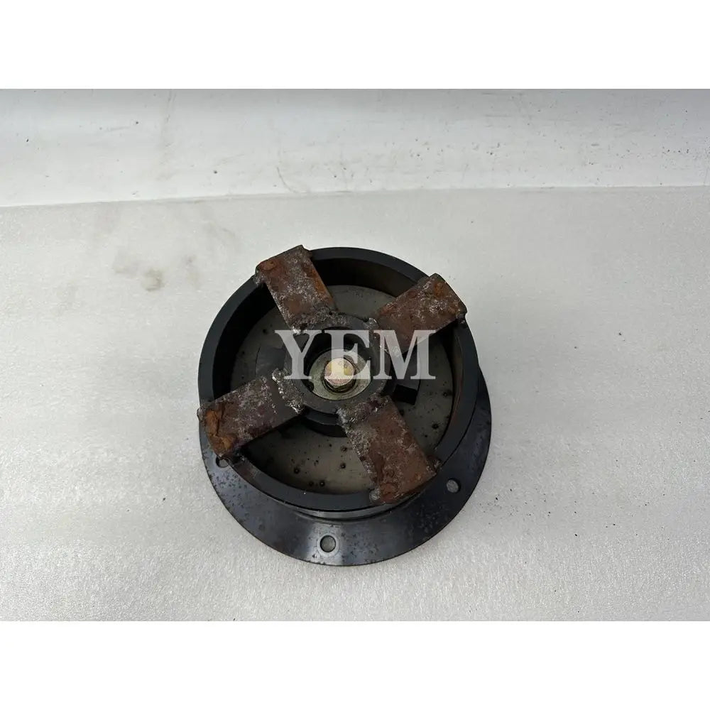 Flywheel pulley D722 B For Kubota Diesel Engine