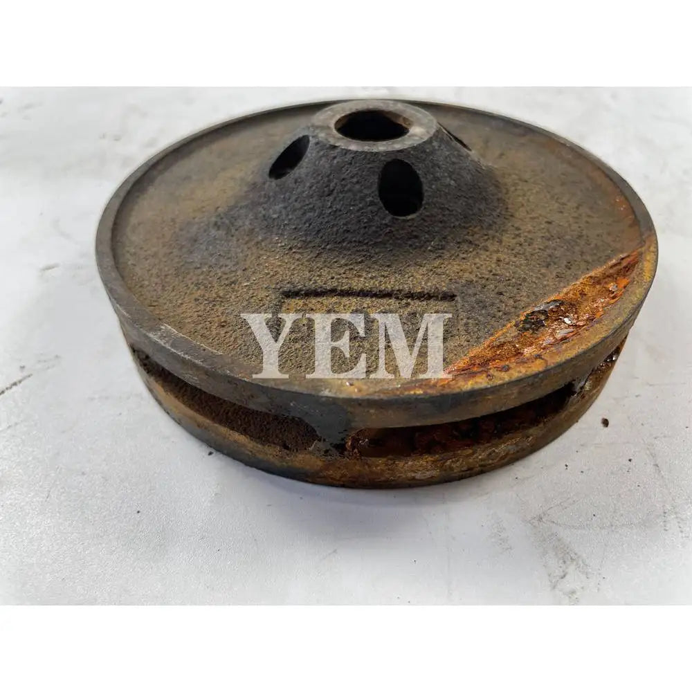 Engine 9882604 For Liebherr Water pump impeller D924 Engine Parts For Yanmar