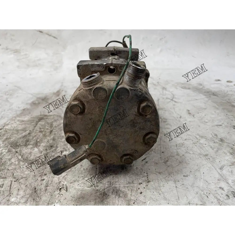 Engine D934T S Air Conditioner Compressors For Liebherr 10115771 Diesel engine spare parts For Yanmar
