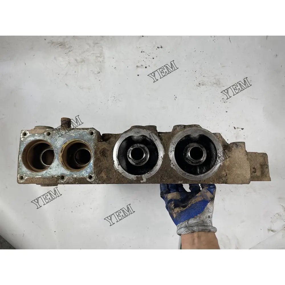 D934T S For Liebherr 9079478 Gear chamber cover (front) Engine Spare Parts For Yanmar