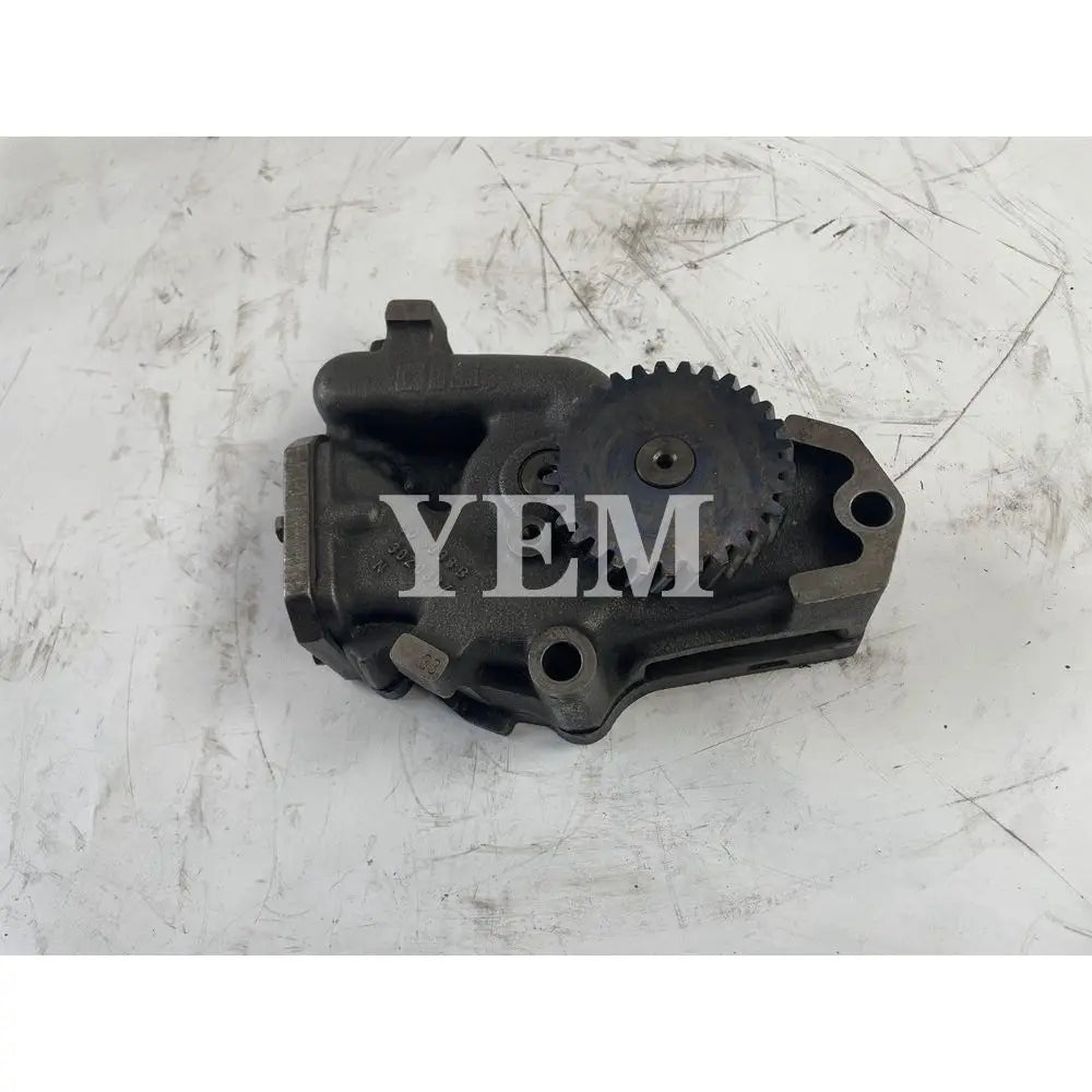 Engine 9889750 For Liebherr Oil return pump D926T Engine Parts