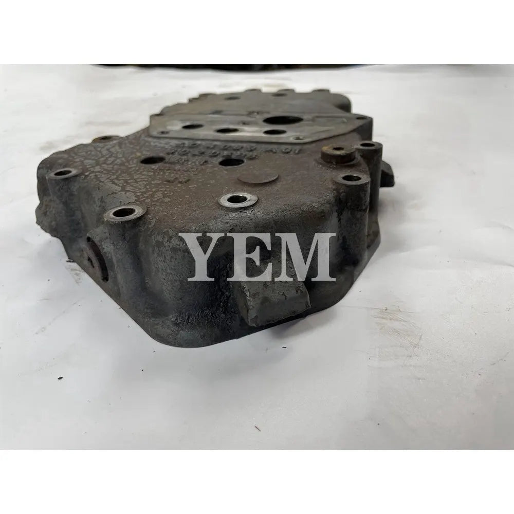 Engine 9269147 For Liebherr Oil radiator core seat/shell D926T Engine Parts For Yanmar