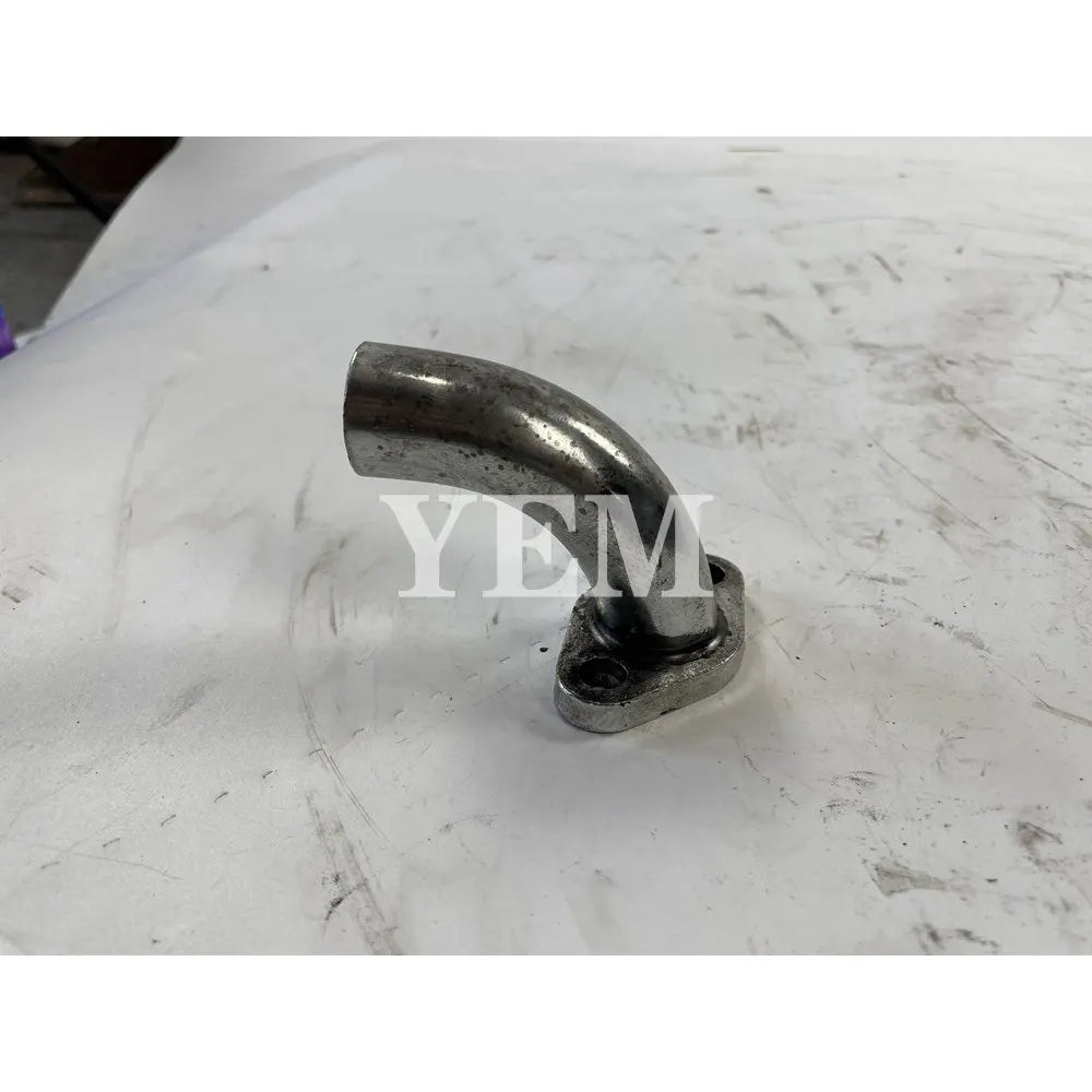 Engine 9133840 For Liebherr Oil return pump outlet D926T Engine Parts For Yanmar