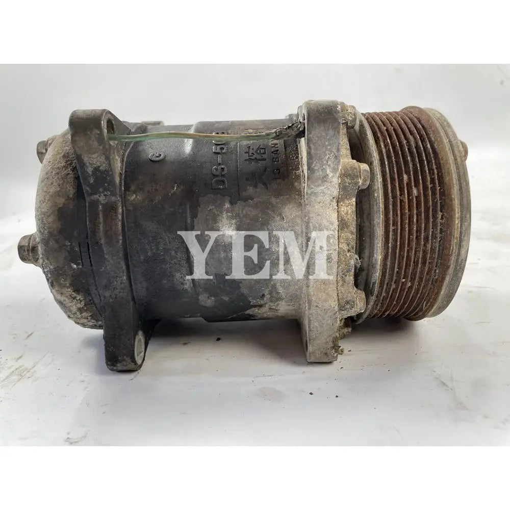 D924 Engine For Liebherr Air Conditioner Compressors 9077136 For Yanmar