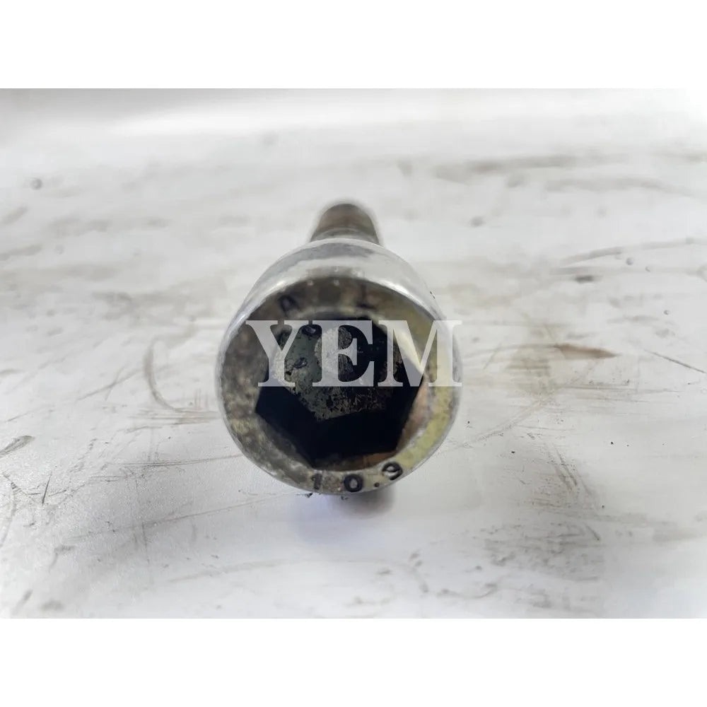 Engine 4981118 For Liebherr Camshaft gear large screw D926T Engine Parts For Yanmar