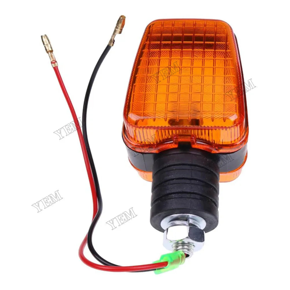 For Kubota Tractor B21 B2410HS B2410HSDB B2410HSE B2710HSD B7510D B7610HSD L2600F L3000F L4300F Turn Signal Light 37410-52290 For Kubota