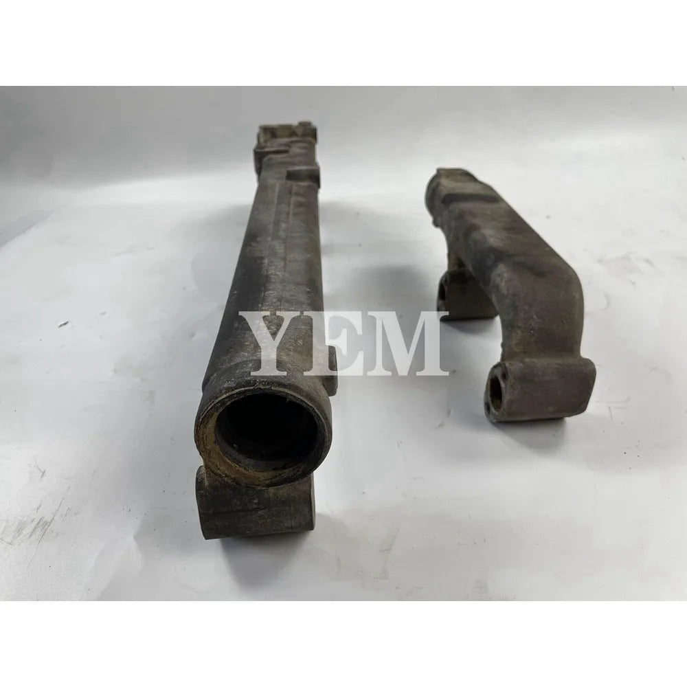 Engine 9275153 For Liebherr Cylinder head water distribution pipe D926T Engine Parts For Yanmar