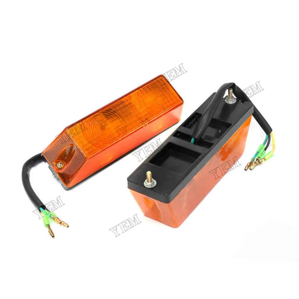 For Toyota Forklift 5FD10 5FD30 6FD10 6FD30 5FG10 5FG30 6FG10 6FG30 Light Turn Signal 56610-23000-71 For Toyota