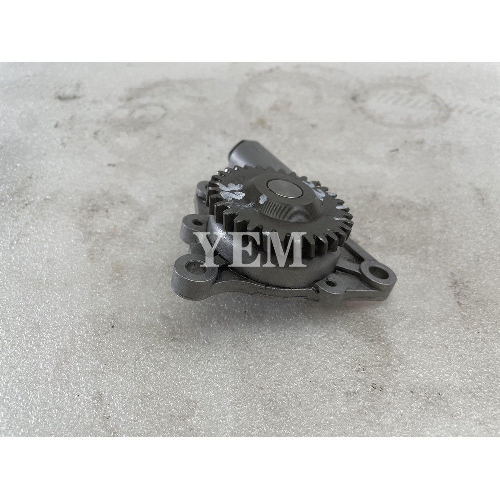 Engine Oil Pump For Yanmar 3TNM68 119125-32000 Excavator Parts Engine