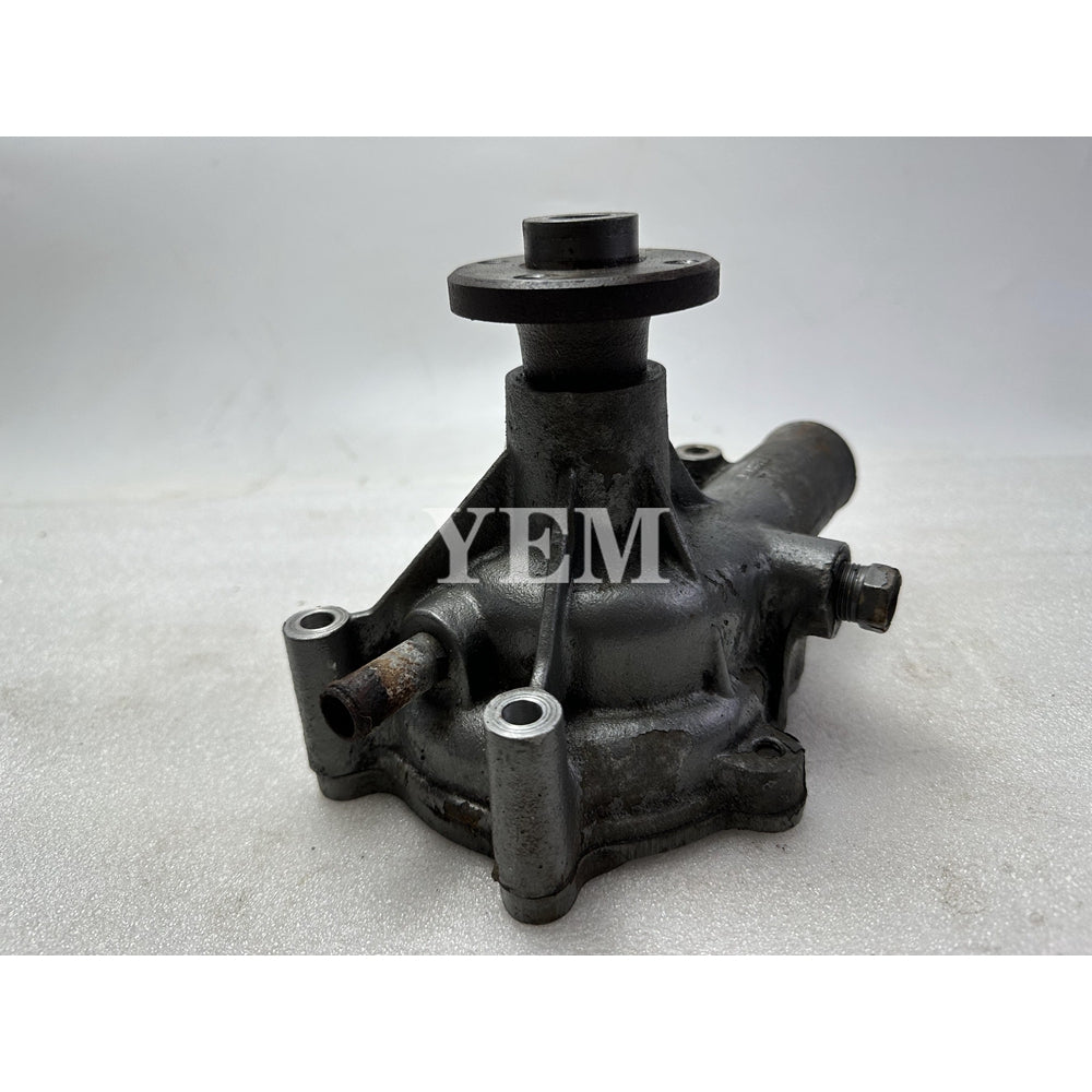 Water Pump Engine For Yanmar 4T95LT-GN 121970-42000