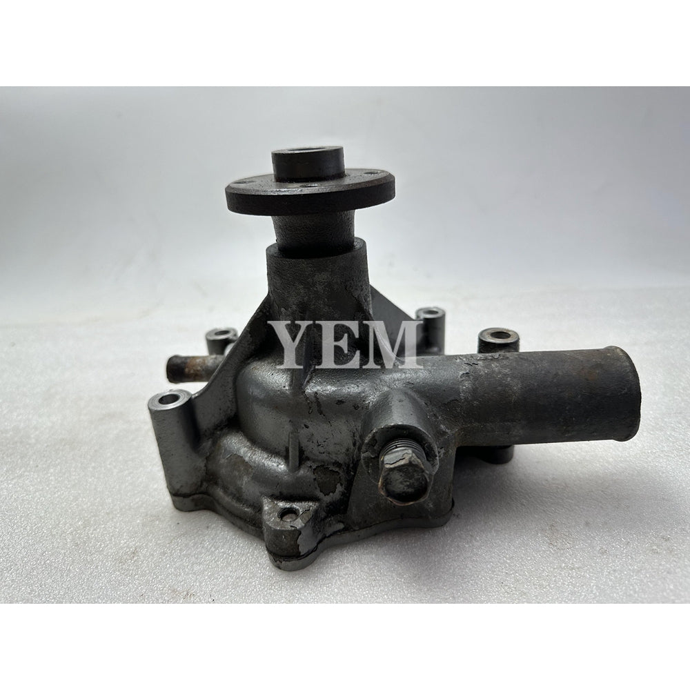 Water Pump Engine For Yanmar 4T95LT-GN 121970-42000