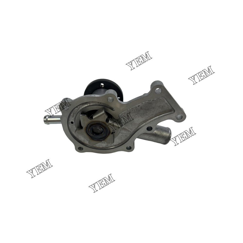 For Kubota D722 Water Pump 19883-73034 D722 diesel engine Parts For Kubota