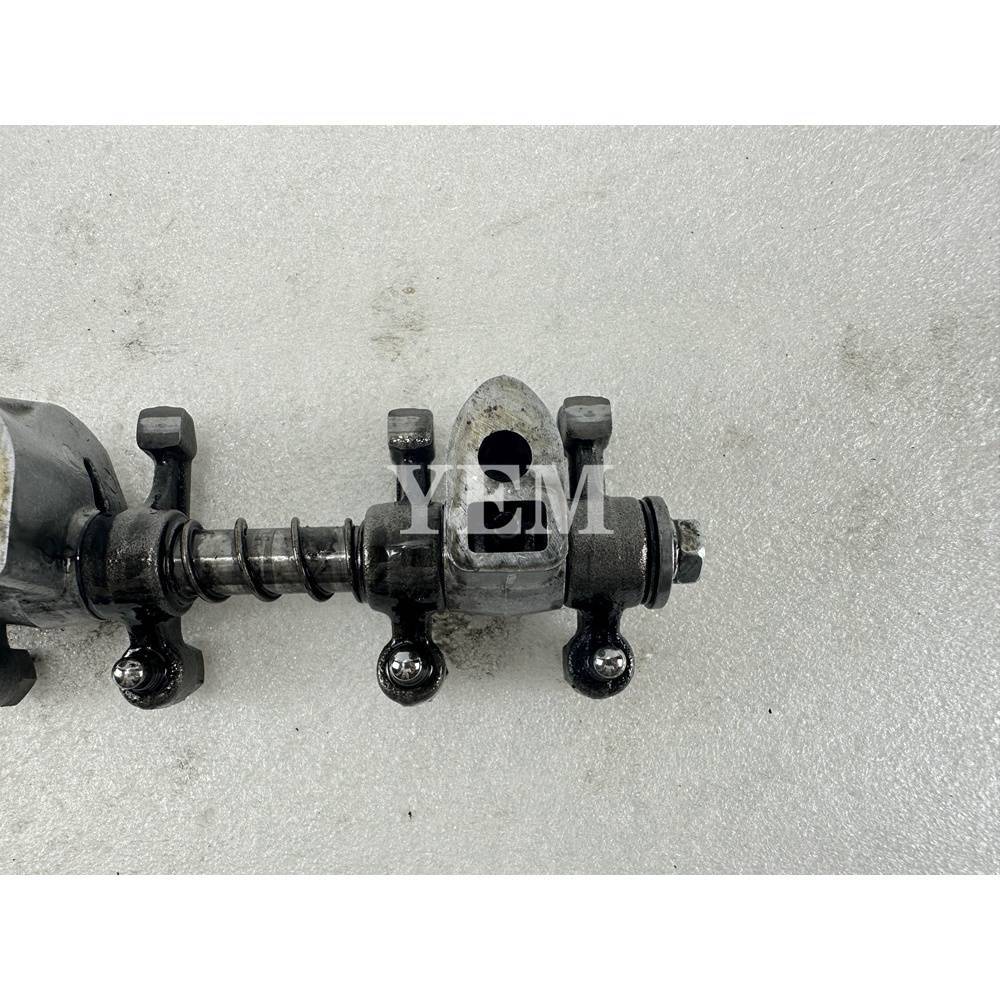 D782 Rocker Arm assembly 15861-14264+15841-14036 For Kubota GR2110 ZD21 B7410 L200 Tractor Parts For Kubota