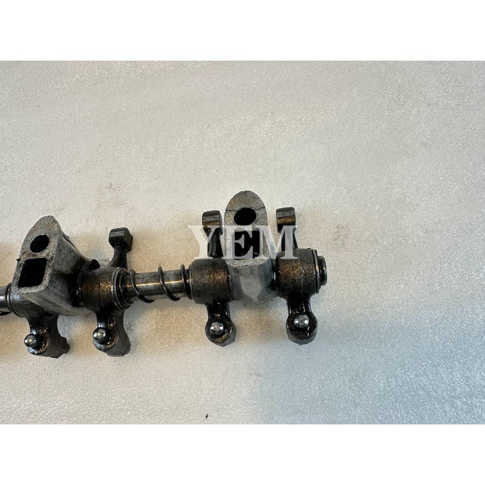D1402 Rocker Arm assembly For Kubota L2550 L2402 L2202 B1402 Tractor Parts For Kubota