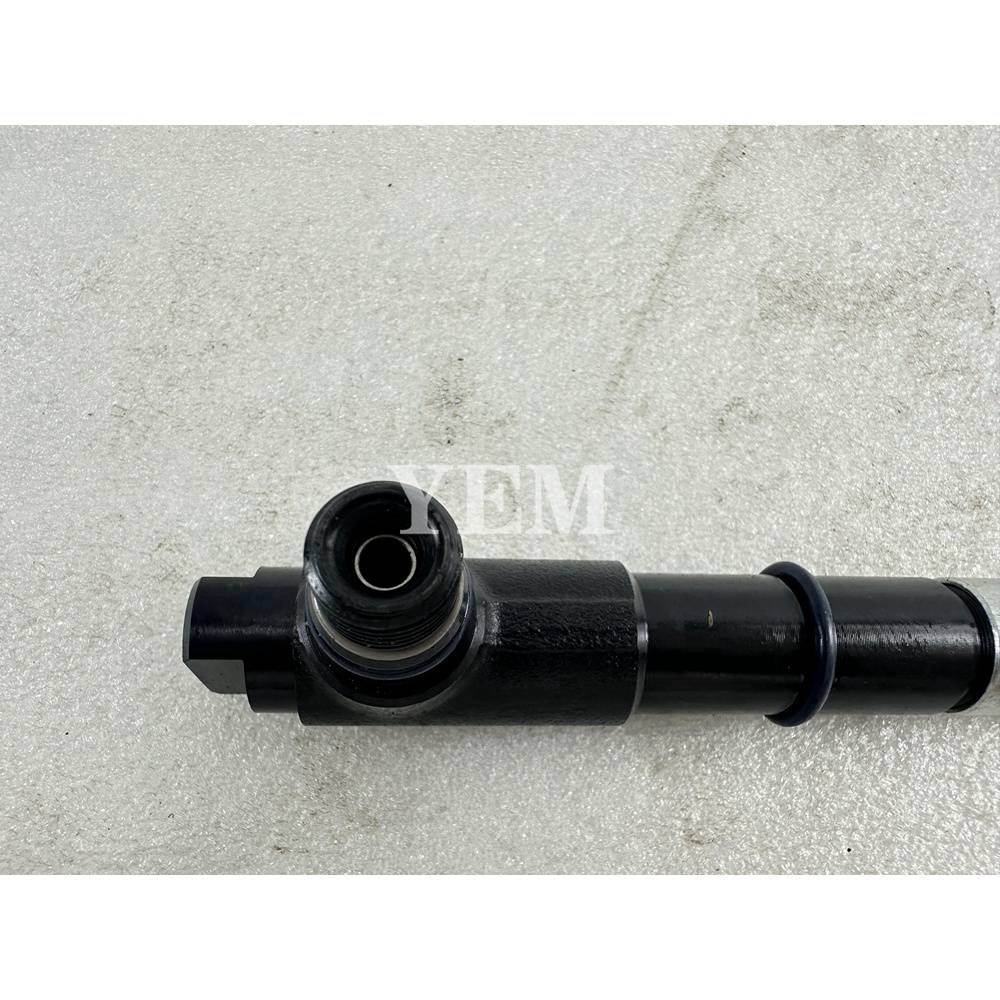 USED For Kubota Engine 17550-53000 V3300DI Fuel Injector OEM Parts Direct injection machine For Kubota