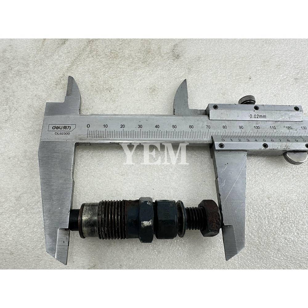 USED For Kubota Engine 16001-53000 16001-5300-2 D662 Fuel Injector OEM Parts For Kubota