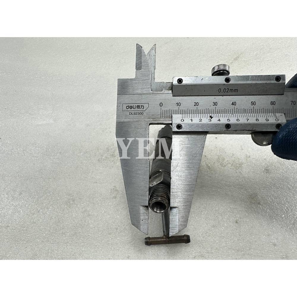 USED For Yanmar Engine 4TNE88 Fuel Injector OEM Parts For Yanmar