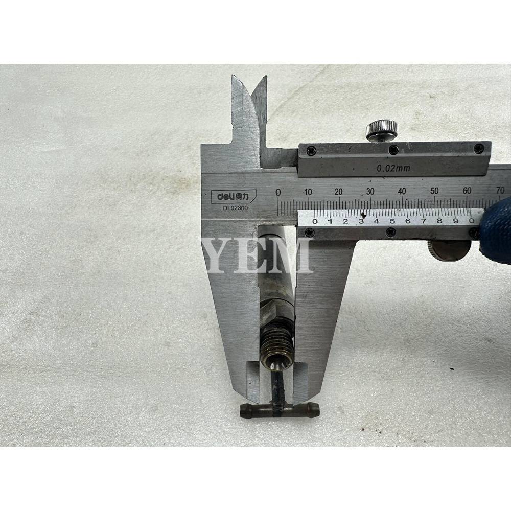 USED For Yanmar Engine 3D84 Fuel Injector OEM Parts For Yanmar