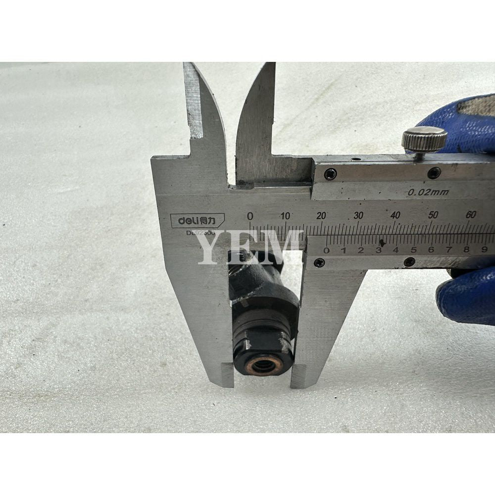 USED For Yanmar Engine 721500-53100 3T75HL Fuel Injector OEM Parts For Yanmar