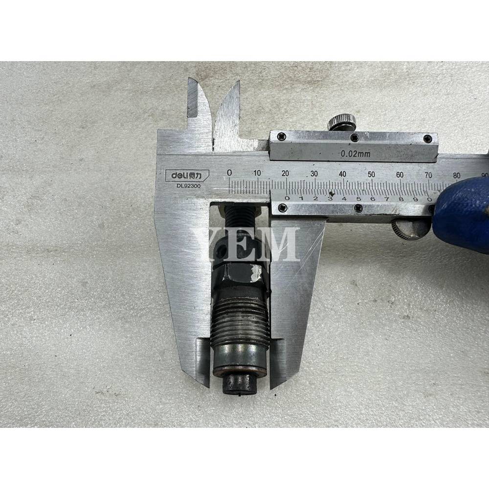 USED For Mitsubishi Engine 105007-6650 L2E Fuel Injector OEM Parts For Mitsubishi