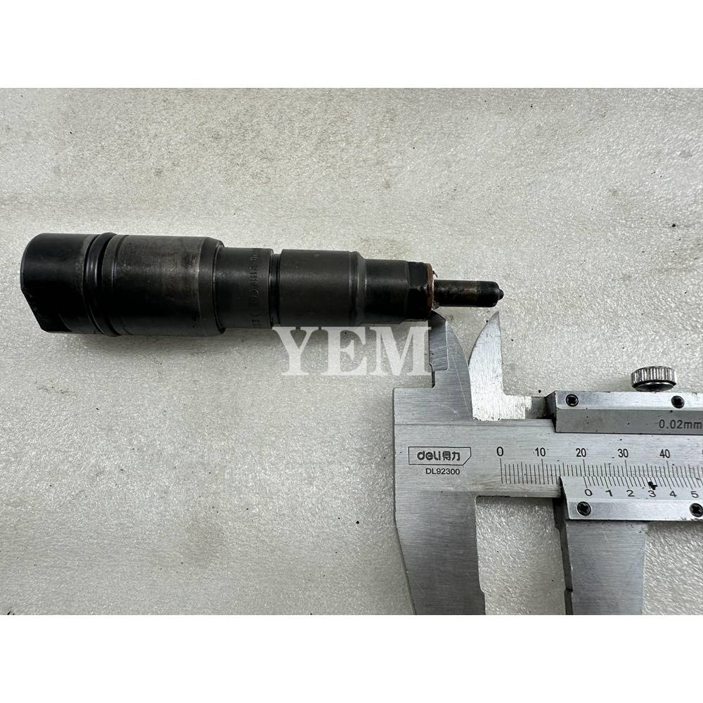 USED For Liebherr Engine 9080711 D934 Fuel Injector OEM Parts For Liebherr