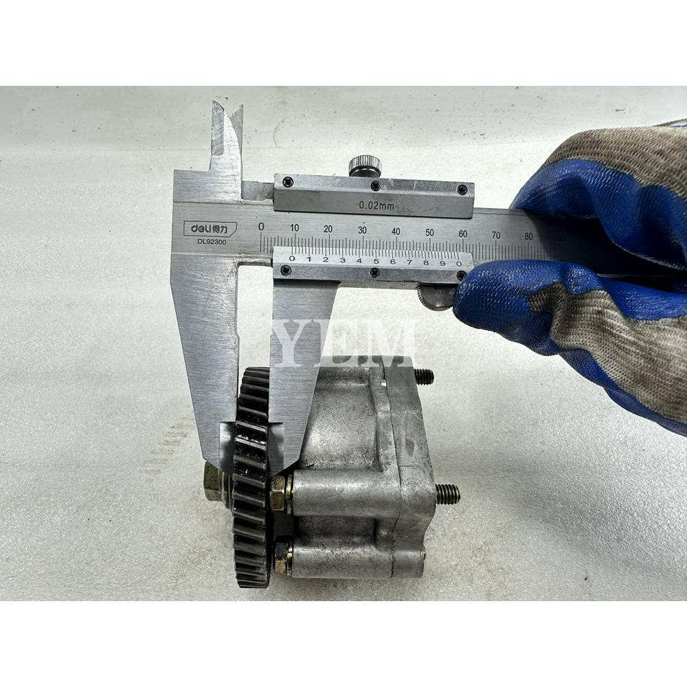 V1902 Oil Pump 45T 15471-35010 For Kubota Excavator Parts For Kubota