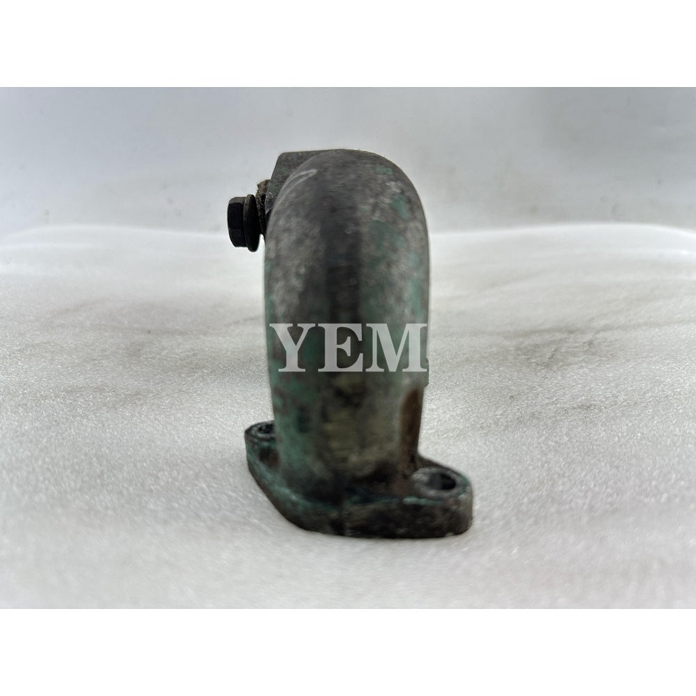 Used Exhaust Manifold For Kubota D950 Engine B1600 B8200 B20 B1702 For Kubota