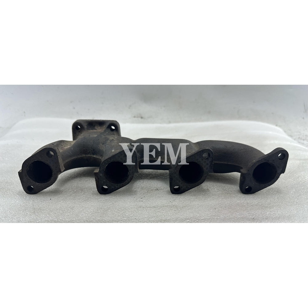 Used Exhaust Manifold For Kubota V1505 Engine Neuson 2800 RDV excavator For Kubota
