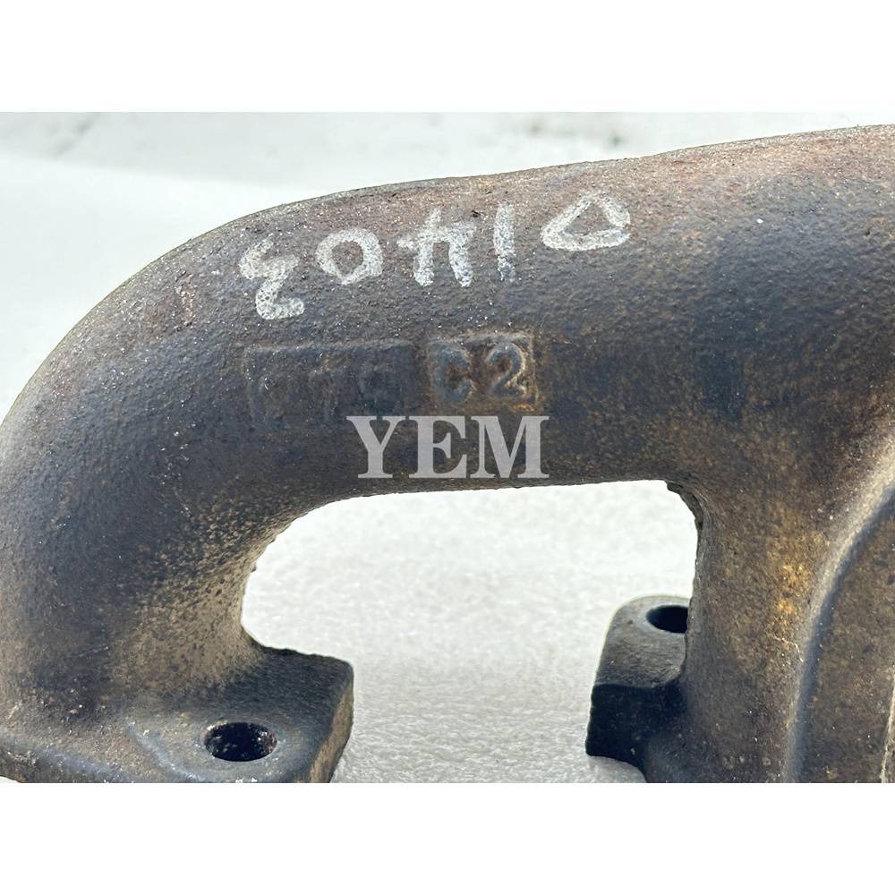 Used Exhaust Manifold For Kubota D1403 Engine Tractor L5450 For Kubota